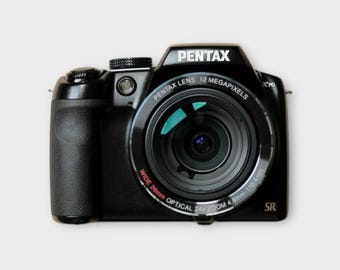 Pentax X70 | Digicam | Y2K | Compact Photo Camera | Point and Shoot | Digital Camera
