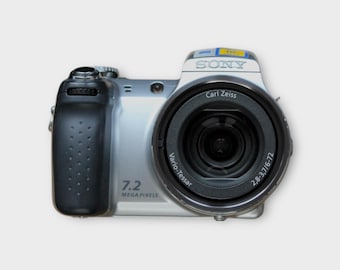 Sony Cyber-shot DSC-H5 7.2 MP Digital Camera - Black 12x Super