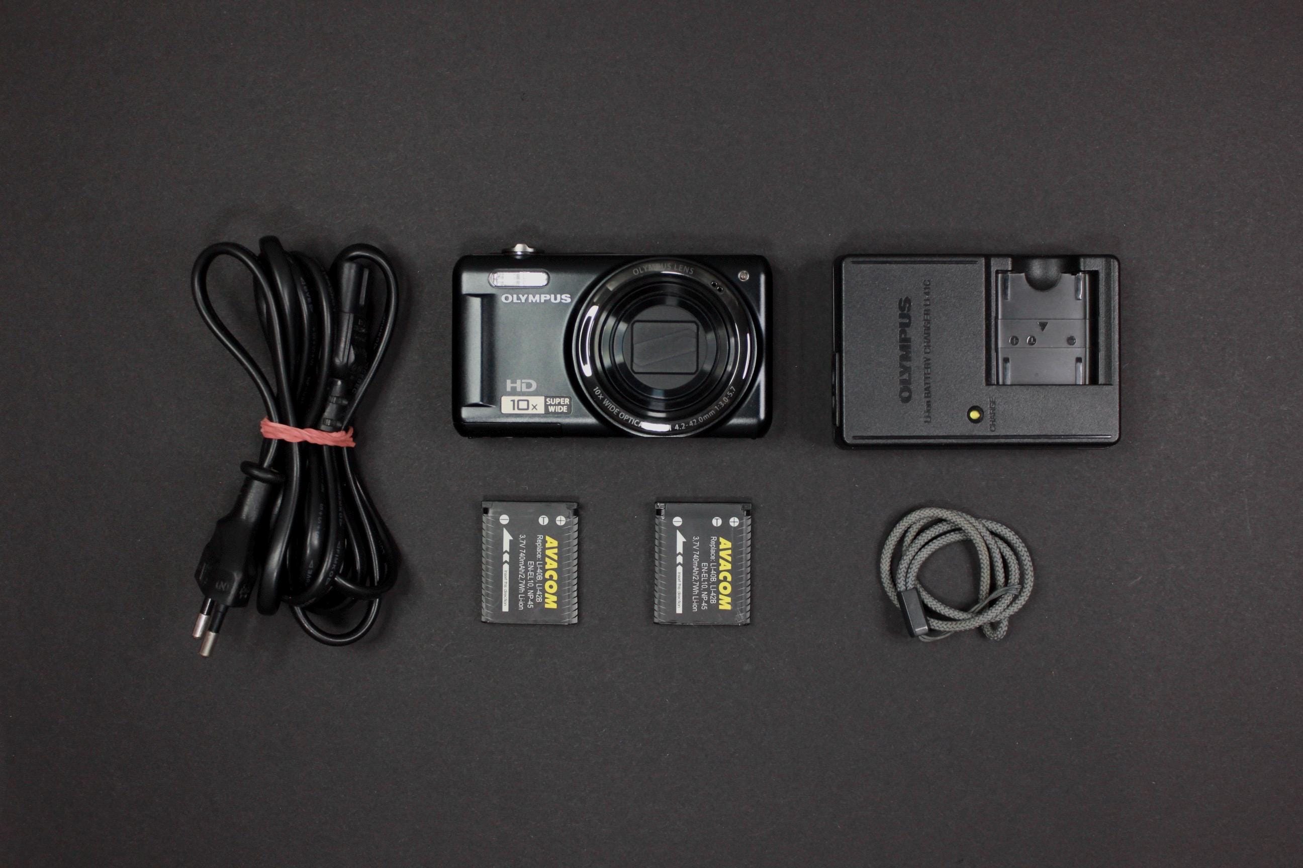 Olympus D720 | Digicam | Y2K | Compact Photo Camera | Point and