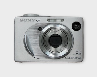 Sony Cyber-shot DSC-W1 | Digicam | Y2K | Compact Photo Camera | Point and Shoot | Digital Camera