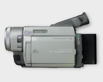 Vintage Video Camera Sony DCR-TRV240E Pal Digital 8 Handycam