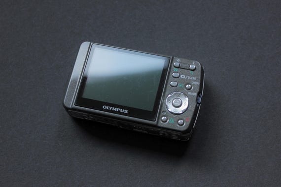 Olympus 600 Stylus Digital Camera: Y2K Retro Digicam - Etsy