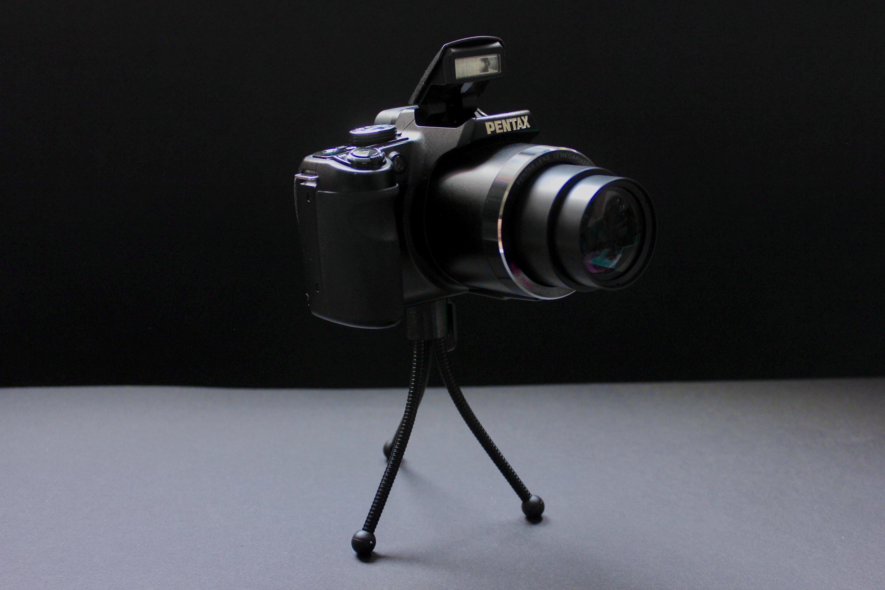 Pentax X70 | Digicam | Y2K | Compact Photo Camera | Point and