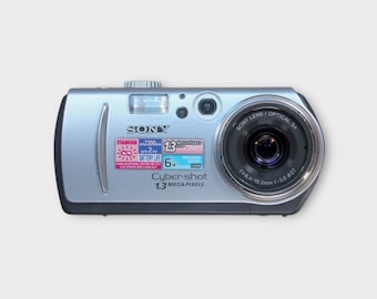 Sony Cyber-shot DSC-P30 / Cámara digital / Y2K / Cámara fotográfica compacta / Apuntar y disparar / Cámara digital