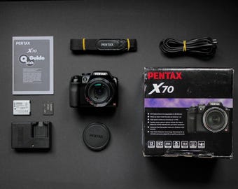 Pentax X70 | Digicam | Y2K | Compact Photo Camera | Point and