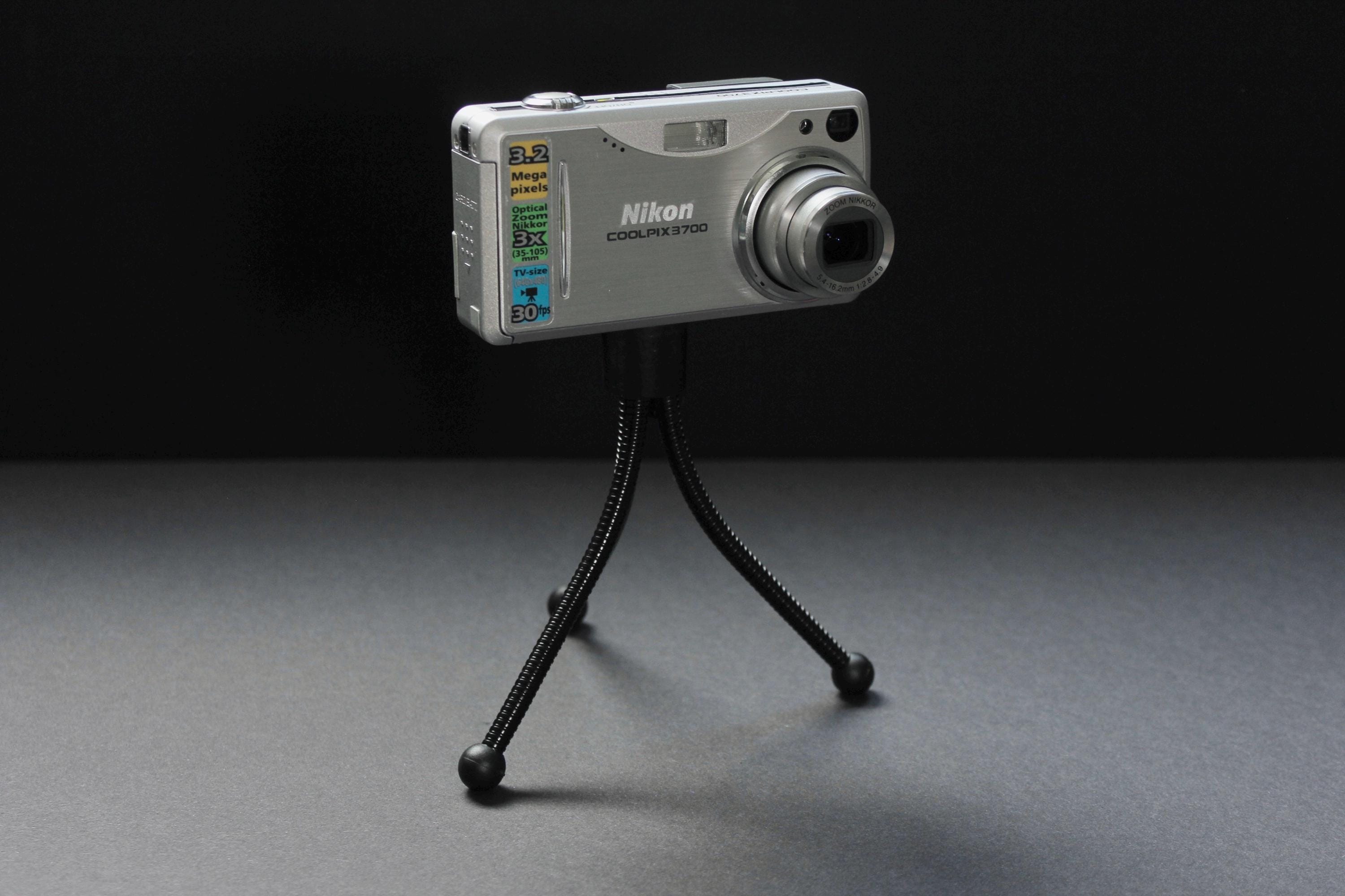 Nikon Coolpix 3700 Digital Camera: Y2K Retro Digicam - Etsy
