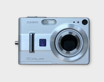 Casio Exilim Ex-m2 Japan Super Slim Digital Wearable Card Camera
