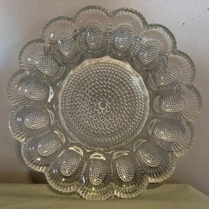 Hobnail heldere deviled eierschaal