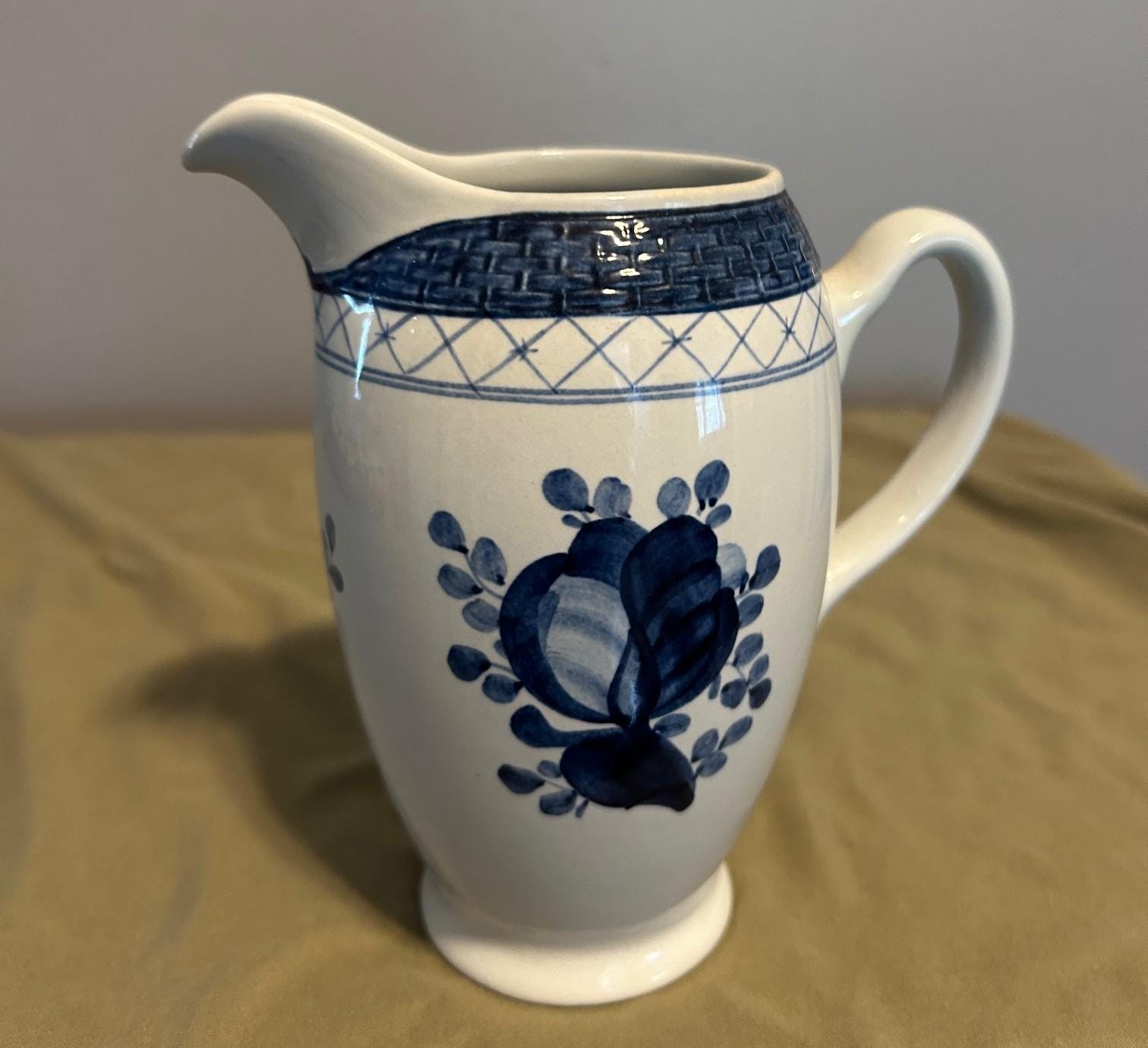 ロイヤル コペンハーゲン ブルー トランケバール 投手 - Etsy 日本