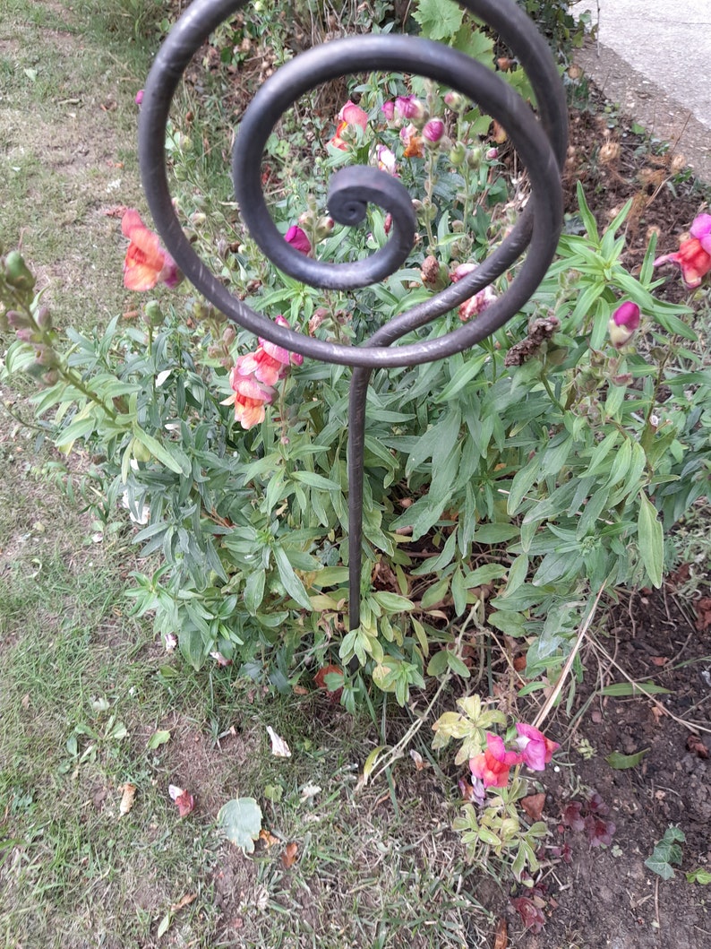 Hand Spiral upright Plant Supports Plant Stake Etsy