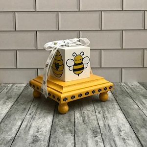 Bee Tiered Tray Decor Block and Mini Riser, Bee Home Decor, Farmhouse Bee Decor, Mini Wood Risers, Tiered Tray Pedestal, Spring Tiered Tray,