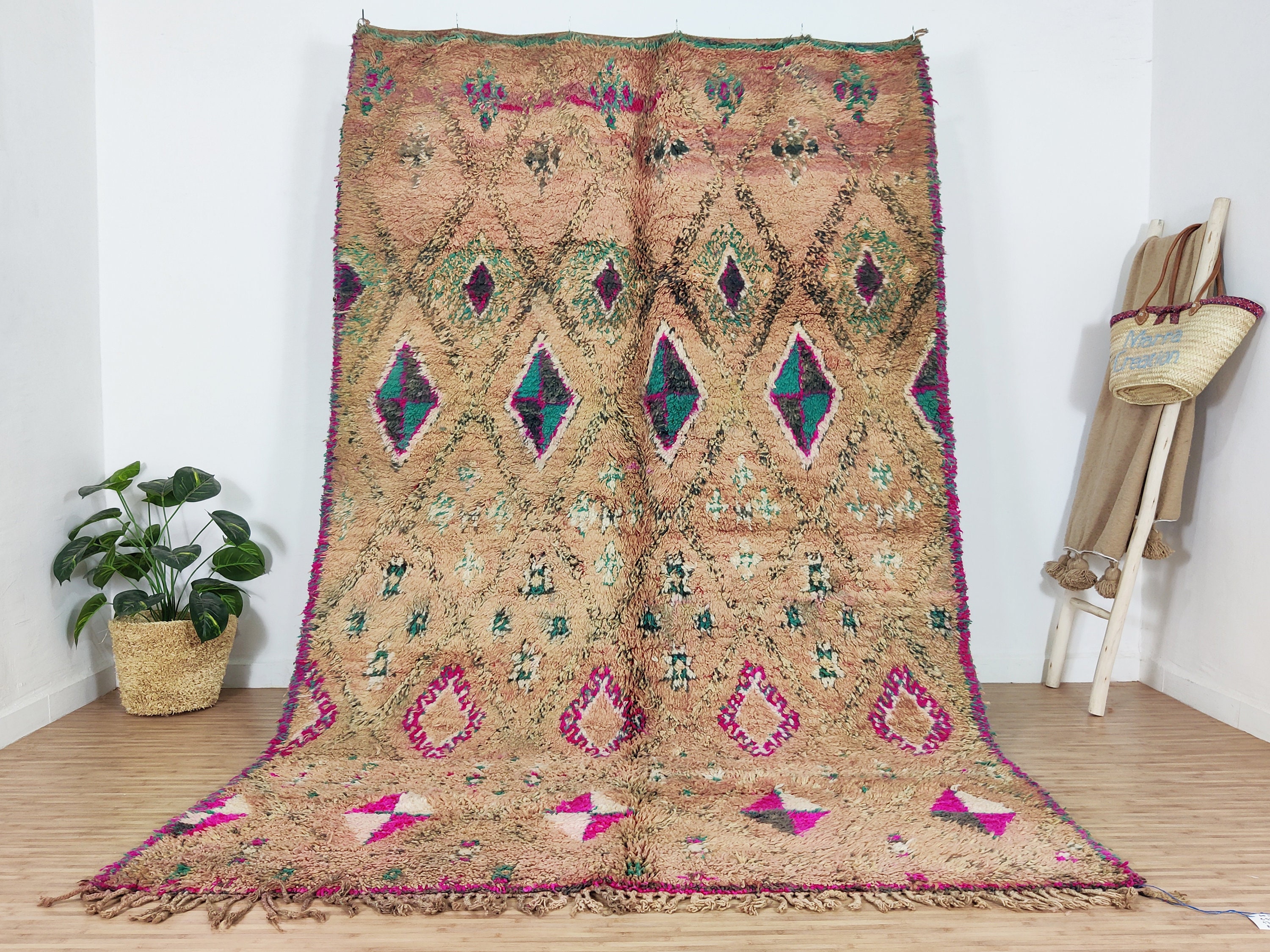 Vintage Moroccan rug, Peach Boujaad rug, Berber rug, Morrocan rug 6x10, Handmade rug, 70s rug, Handmade rug, Shag rug, Bohemian rug, teppich