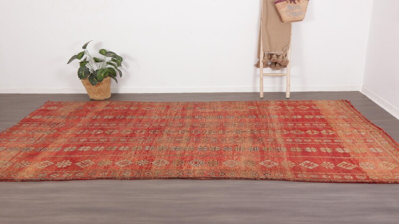 Vintage Moroccan rug - Red Boujaad rug - Berber Carpet - Handmade rug - Funky rug - Large Area rug - Morrocan rug 7x12 - Shag rug - 70s rug image 2