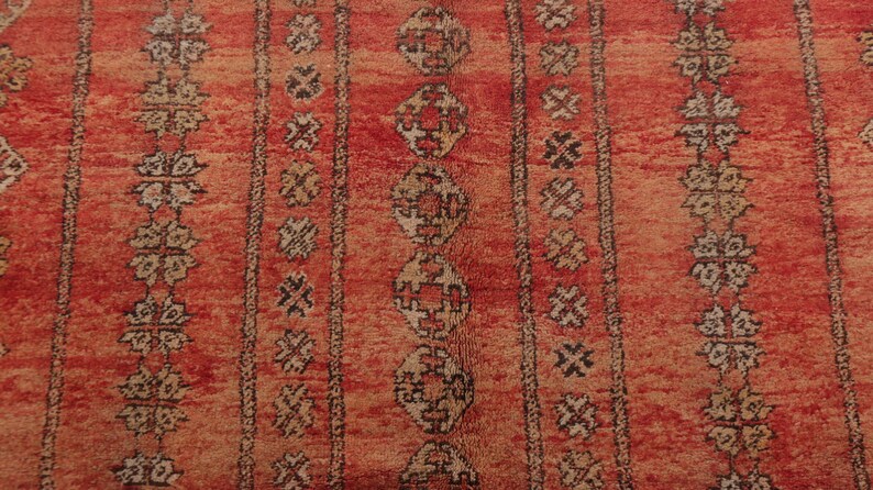 Vintage Moroccan rug - Red Boujaad rug - Berber Carpet - Handmade rug - Funky rug - Large Area rug - Morrocan rug 7x12 - Shag rug - 70s rug image 7