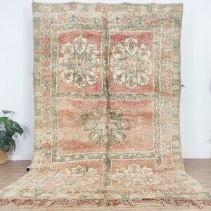 Pink Moroccan rug, Vintage Boujaad rug 6x9 FT