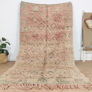 Peach Moroccan rug, Vintage Boujaad rug 5x9 FT