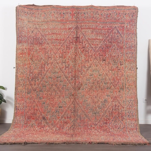 Pink Moroccan rug, Vintage Boujaad rug 6x9 FT