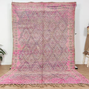 Pink Moroccan rug, Vintage Boujaad rug 6x10 FT