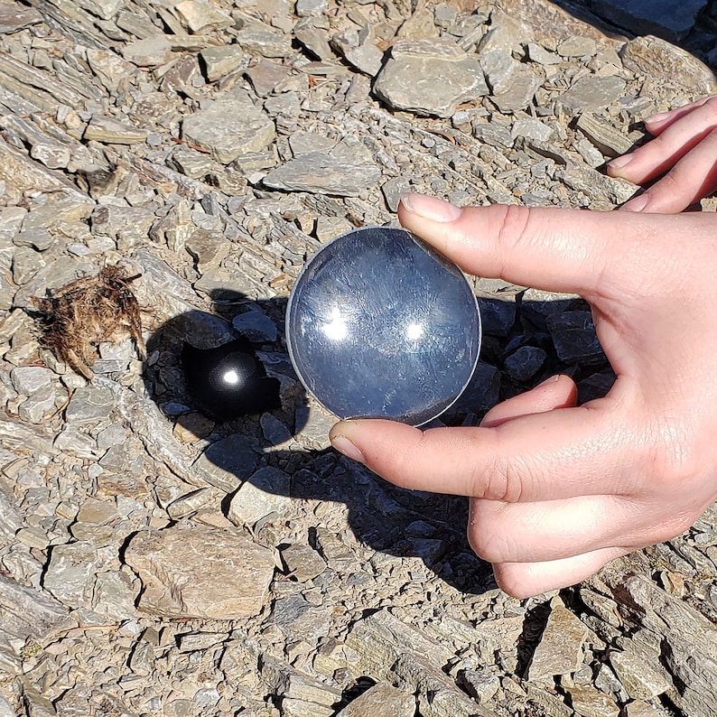 Firestarting with magnifier lens