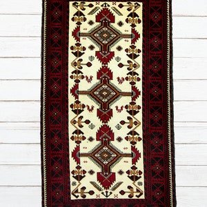 Hand Woven Vintage Antique Rug Carpet 193 x 102 cm 100% Wool Oriental Handmade Traditional
