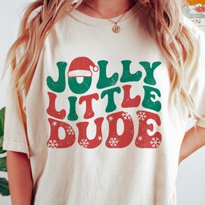 Jolly Little Dude SVG, Retro Kerst Svg, Groovy Holiday Png, Kids Christmas Quote Shirt, Svg-bestanden voor Cricut