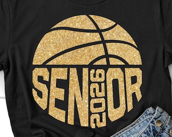 SVG de baloncesto para estudiantes de último año de 2026, SVG de graduación, impresión de camiseta para estudiantes de último año, clase divertida de último año, camiseta para estudiantes de último año de 2026, PNG, archivos SVG para Cricut