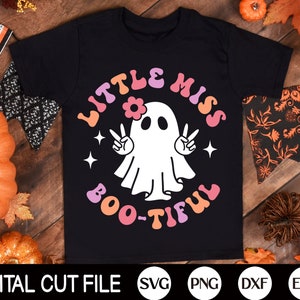 Little Miss Bootiful SVG, Halloween SVG, Girl Ghost Svg, Kinder Halloween Shirt, Retro Halloween Png, Svg Dateien für Cricut