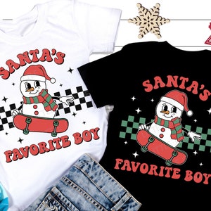 Santa Favorite Boy Svg, Natal SVG, Retro Snowman Boy Png, presente de camisa de Natal infantil, arquivos Svg para Cricut