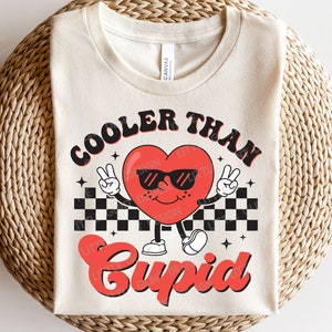 Koeler dan Cupid SVG, Valentijnsdag Svg, harten, liefde Png, Xoxo SVG, Boy Valentines Shirt, Svg-bestanden voor Cricut