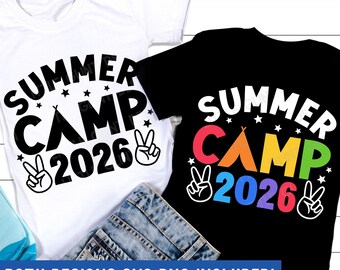 Campo estivo 2026 SVG, Maglietta vacanze estive, Campeggio SVG, Citazione estiva SVG, Vita da campeggio PNG, File SVG per Cricut