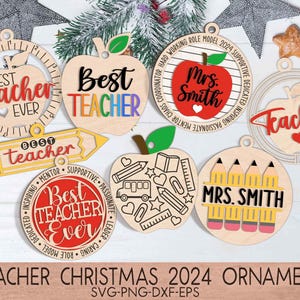 Adornos navideños para profesores SVG, Navidad 2024 Svg, Enseñar, Inspirar, Adorno láser para profesores de escuela Svg, Archivo de corte láser Glowforge