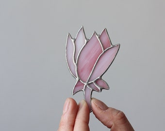Flower stained glass brooch pin, Stained glass art, Handmade jewelry for woman, Plant brooch, Cute ornament for her, Glass flora accessory