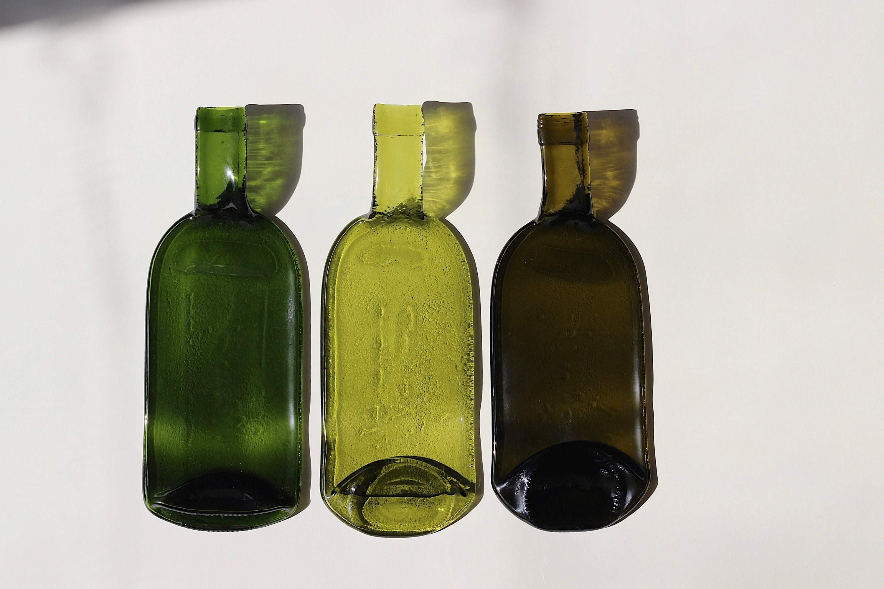Upcycled wine bottle plate with handle, Tray for fruits cheese snacks, Eco home decor, Eco homeware, Appetizer serving dish, Eco gift