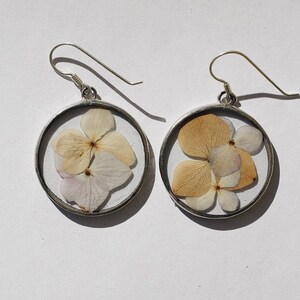 Pressed flower earrings as a 21st birthday gift for her, Stained glass earrings, Minimalist dangle & drop earrings, Real dried flower Style 1