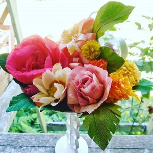 Mystery Paper Flower Arrangement |Surprise Paper Flowers | Crepe Paper Flower Secret Bouquet | perfect gift for mom | mothers day flowers