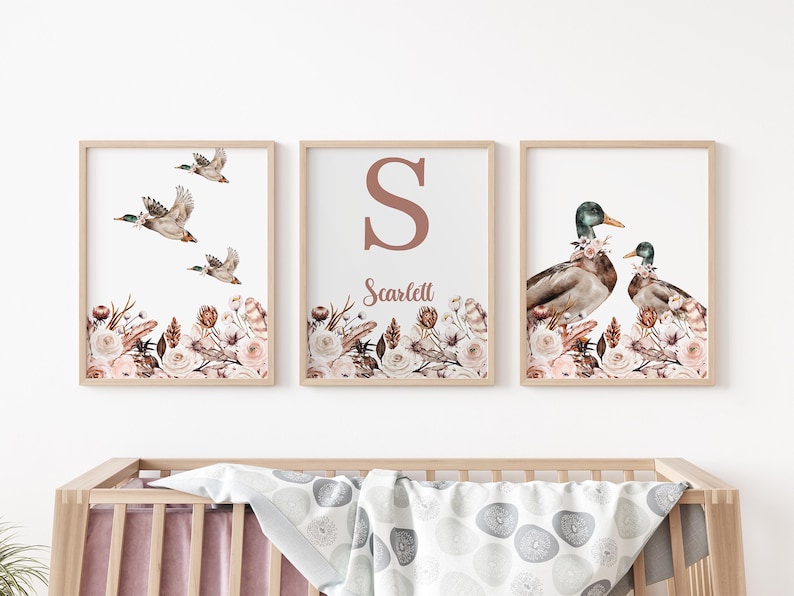 Impressions personnalisées de canard colvert, lot de 3 fleurs d'art mural pour chambre d'enfant, bohème, décoration de chambre de bébé fille, fleurs aquarelles, nom personnalisé signe image 2