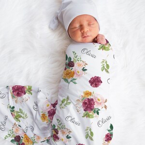 Custom Pink Flowers Baby Name Blanket, Personalized Baby Girl Floral Swaddle Blanket, New Mom Gift, Newborn Gift, Baby Shower Gift