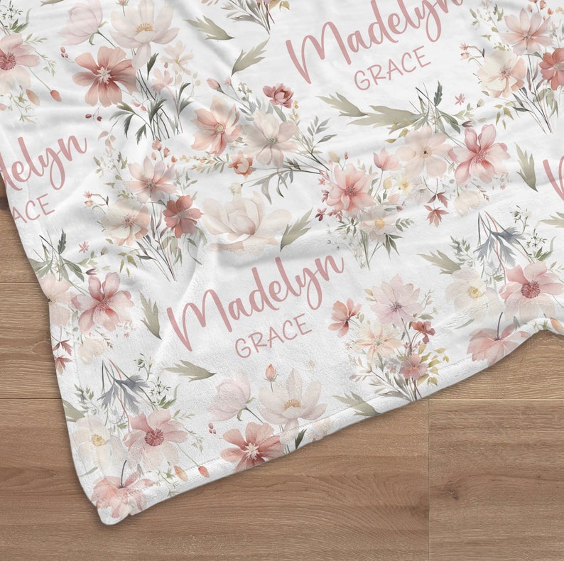 Custom Wildflower Baby Name Blanket Personalized Pink Flower Swaddle Hospital Blanket New Mom Gift Floral Boho Newborn Gift Baby Shower Gift bild 7