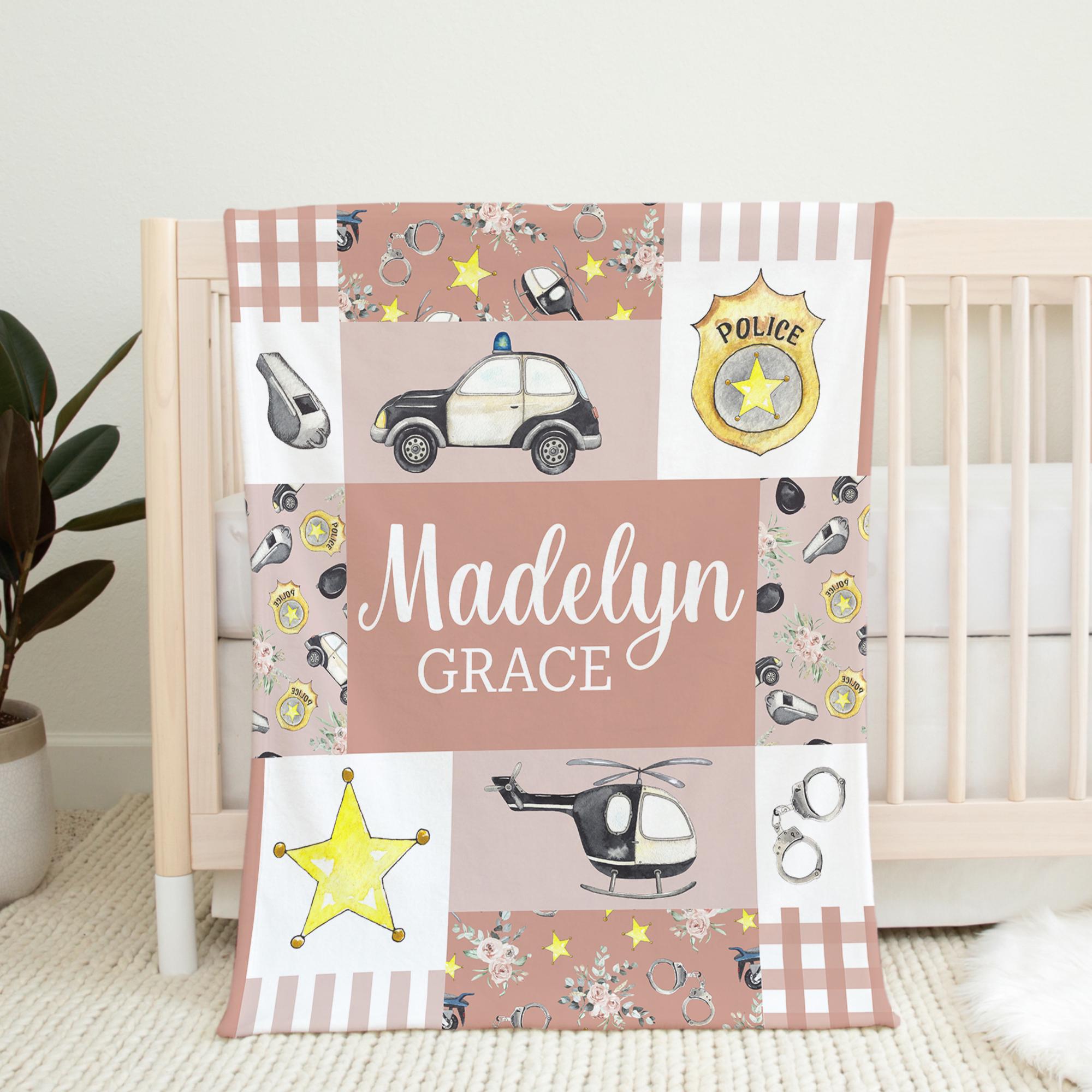 Couverture de police, chambre d'enfant officier fille personnalisée, literie pour lit de bébé voiture de police, couverture avec prénom pour enfant, anniversaire de tout-petit, cadeau personnalisé pour baby shower