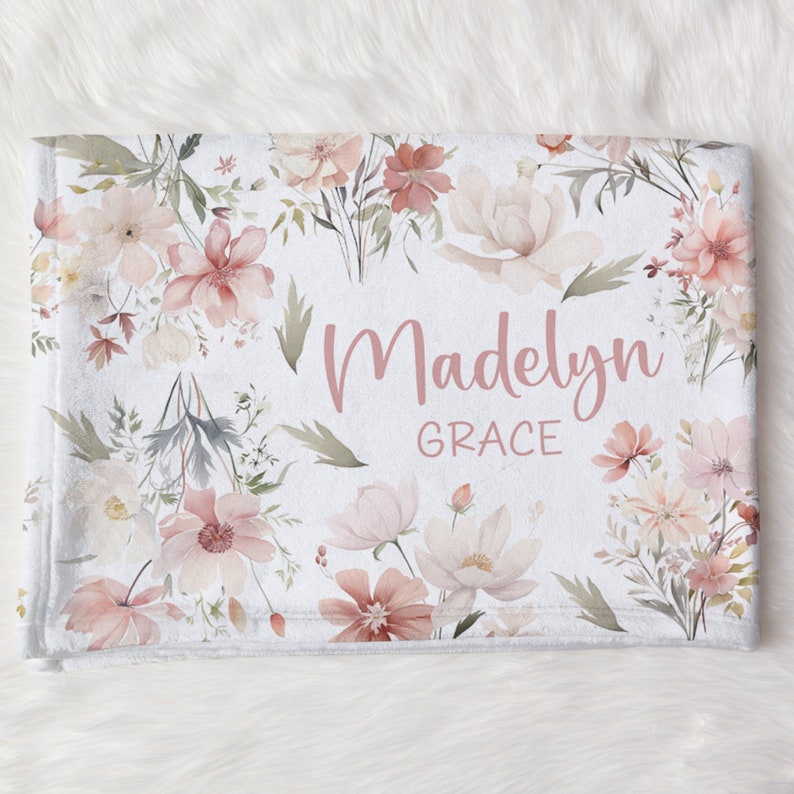 Custom Wildflower Baby Name Blanket Personalized Pink Flower Swaddle Hospital Blanket New Mom Gift Floral Boho Newborn Gift Baby Shower Gift bild 5