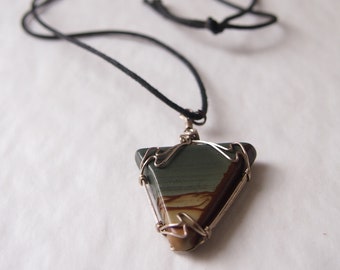 Vintage Jasper necklace. Wire wrapped jasper necklace.