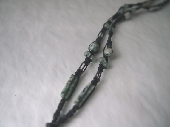 Vintage macrame necklace. Malachite & macrame nec… - image 5