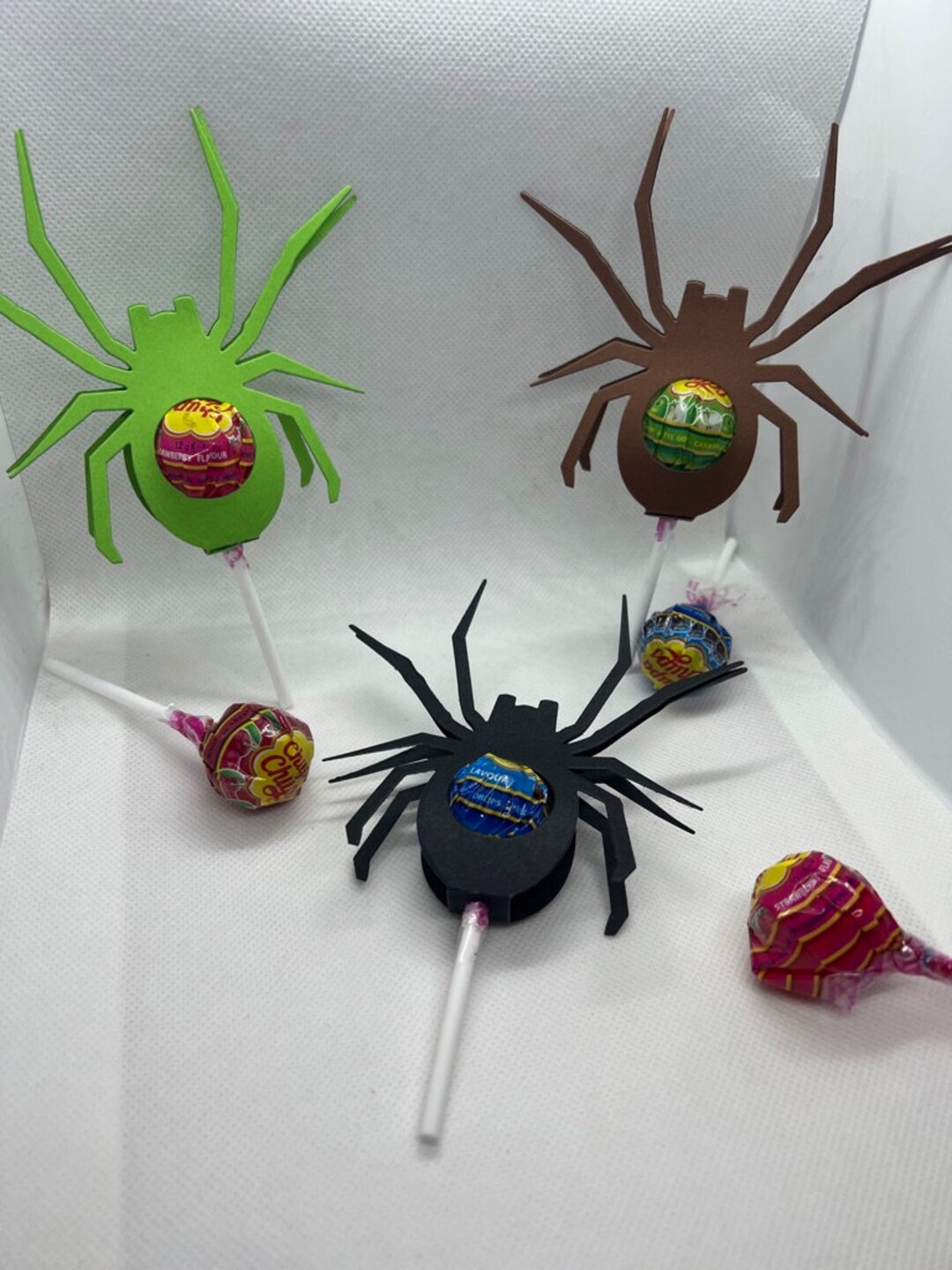 Lothee 30 Stück Spinne Party Beutel – Kordelzug-Rucksäcke, Ca. 25x30 Cm, Für Süßigkeiten & Deko