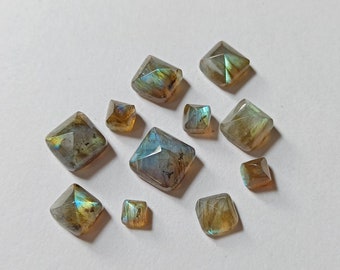 Natural Sugarloaf Labradorite Cabochon: Loose Gemstone
