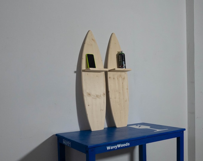 Wooden Surfboard Shelf Decor surfbrett deco