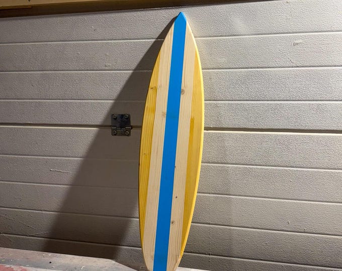Vintage Wooden Surfboard Wall Decor - Handmade Beach-Themed Accent for Homes