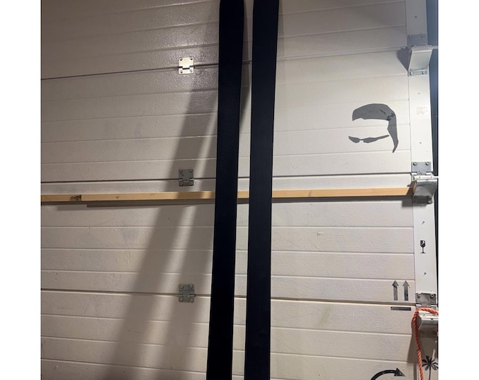 Decorative Wooden Skis Wall Decor Sign