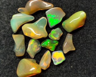 NATUURLIJKE ETHIOPISCH OPAL gepolijst ruw 7,50 Ct opaal natuurlijke edelsteen opaal mooie kwaliteit opaal elektrisch vuur opaal gepolijst ruw 9x6x5/5x4x2