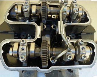 08 Triumph Bonneville Cylinder head 865cc