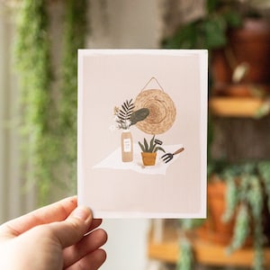 Carte de souhaits avec Illustration de plantes, chapeau et fleurs - carte pour fête des mères